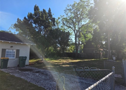 101 E Atwater Avenue - Photo 1