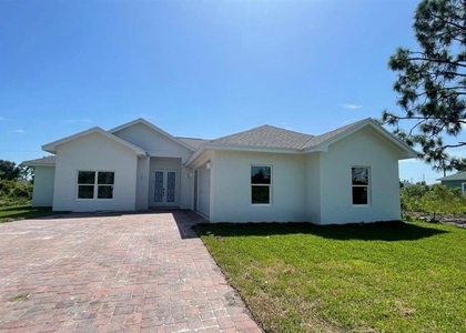 82 Kenly Street - Photo 1