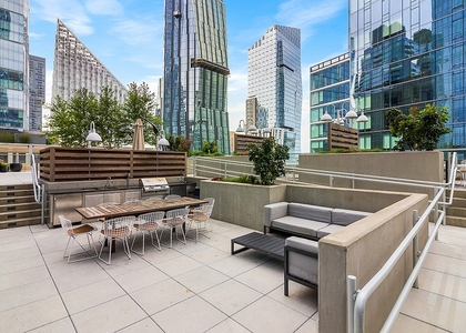 West End Avenue - Photo 1