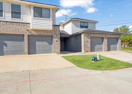 3060 W Crawford Street - Photo 1