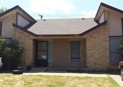 1700 Justin Lyn Street - Photo 1