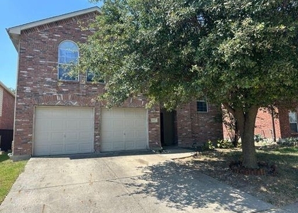 1117 Acacia Drive - Photo 1