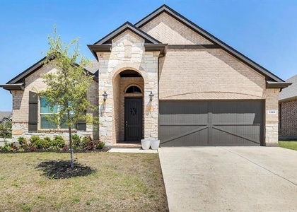 1000 Westwood Lane - Photo 1