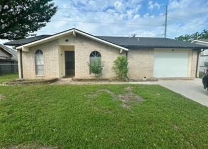 409 S Holiday Drive - Photo 1