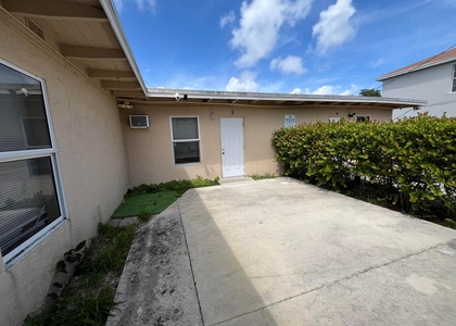901 8th Street - Photo 1