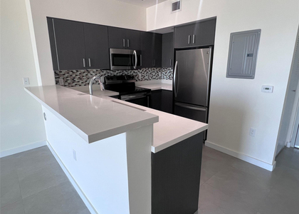 729 Nw 2 Street - Photo 1