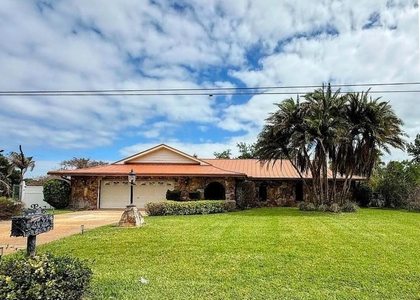 465 Se Naranja Avenue - Photo 1