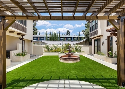 89 N Grand Oaks Ave - Photo 1
