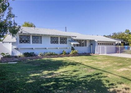 11543 Swinton - Photo 1