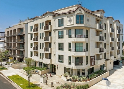 1303 S Orange Grove Avenue - Photo 1