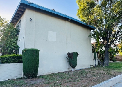 607 N Dalton Avenue - Photo 1