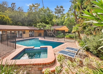 2500 Benedict Canyon - Photo 1
