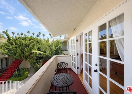 1027 20th Street - Photo 1