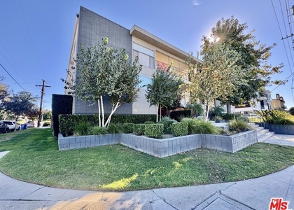 7524 Sepulveda Boulevard - Photo 1
