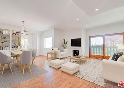 832 Palm Avenue - Photo 1