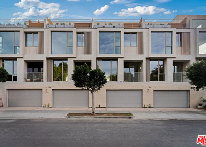 755 N Alfred Street - Photo 1