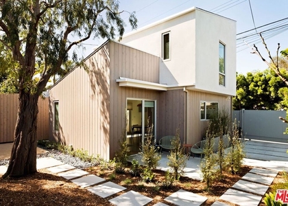 2209 Louella Avenue - Photo 1