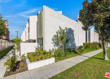9507 W Olympic Boulevard - Photo 1