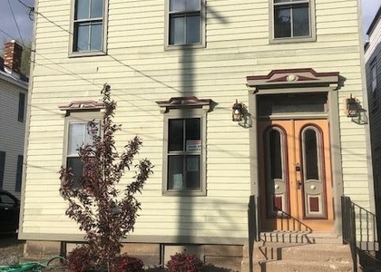 122 N Ferry Street - Photo 1