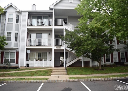 61 Brighton Way - Photo 1