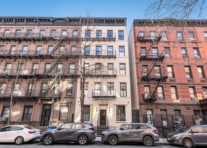 356 W 48th Street - Photo 1