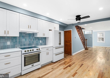 1152 S 15th Street - Photo 1