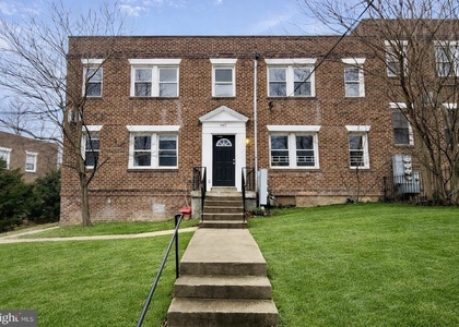 2621 30th Street Se - Photo 1