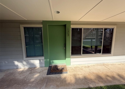 2200 Dickson Dr - Photo 1