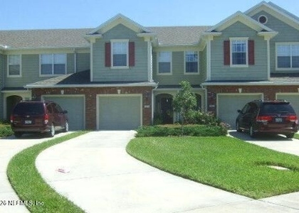 7002 Roundleaf Drive - Photo 1