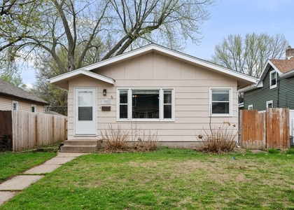 1815 Cody Street - Photo 1