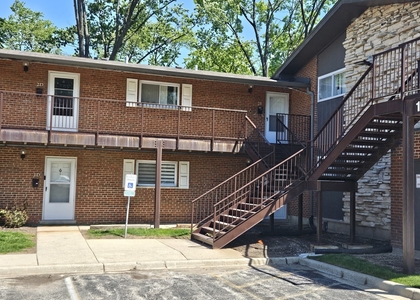 1910 W Hatherleigh Court - Photo 1