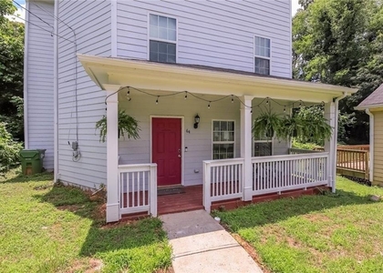 64 Moury Avenue Se - Photo 1