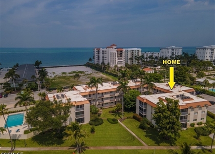 1100 Gulf Shore Boulevard N - Photo 1