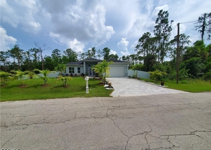 603 W 9th Street - Photo 1