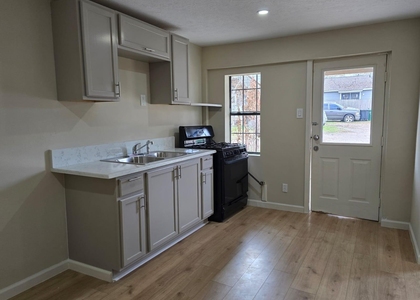 1723 Alta Vista Street - Photo 1