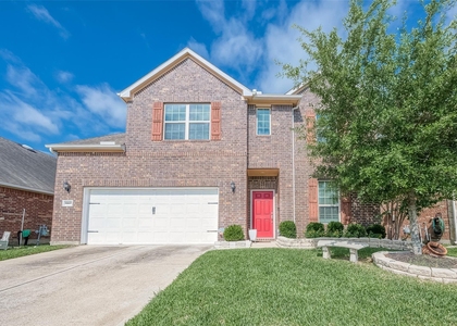 15627 Huddleston Drive - Photo 1
