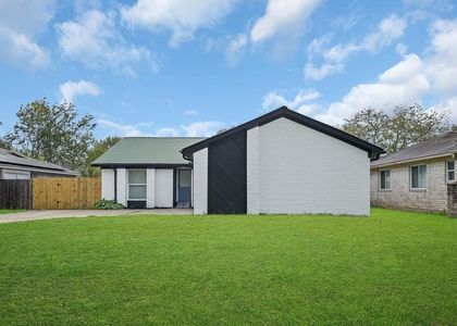 2903 Dunrich Court - Photo 1