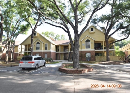 8605 Mallard Reserve Drive - Photo 1