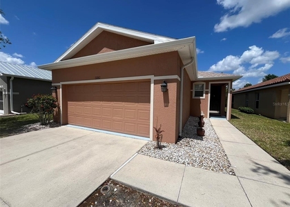 13282 Sw Pembroke Circle N - Photo 1