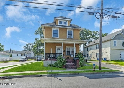 401 Ridge Avenue - Photo 1