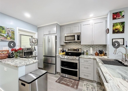 460 Paradise Isle Boulevard - Photo 1