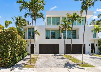 243 Venetian Drive - Photo 1