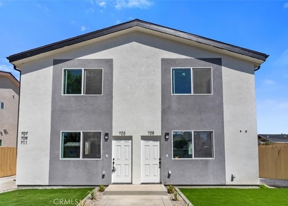 711 W 80th - Photo 1