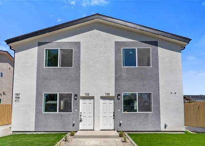 705 W 80th - Photo 1