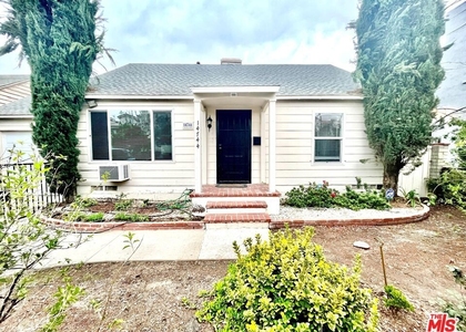 14744 Magnolia Boulevard - Photo 1