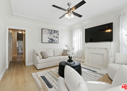 442 N Orange Grove Avenue - Photo 1
