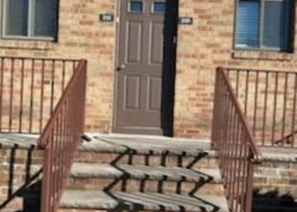 212 N Oaks Boulevard N - Photo 1