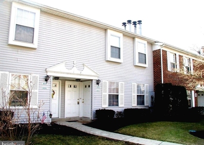 1109 Huntingdon Mews - Photo 1