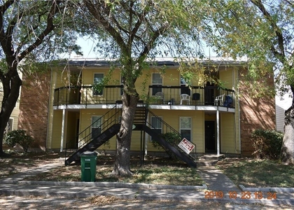 1908 West Loop - Photo 1