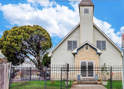 5102 Center Street - Photo 1